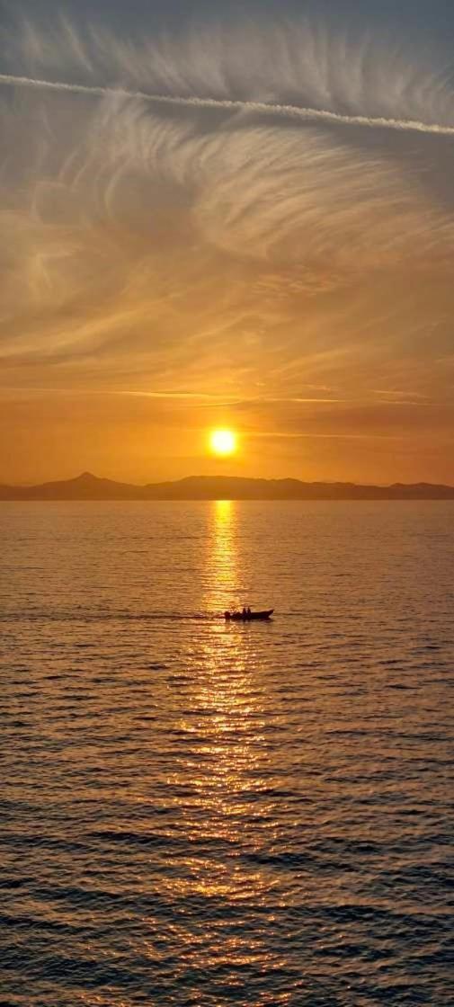 Alianthos Beach Apartment Vari  Bagian luar foto